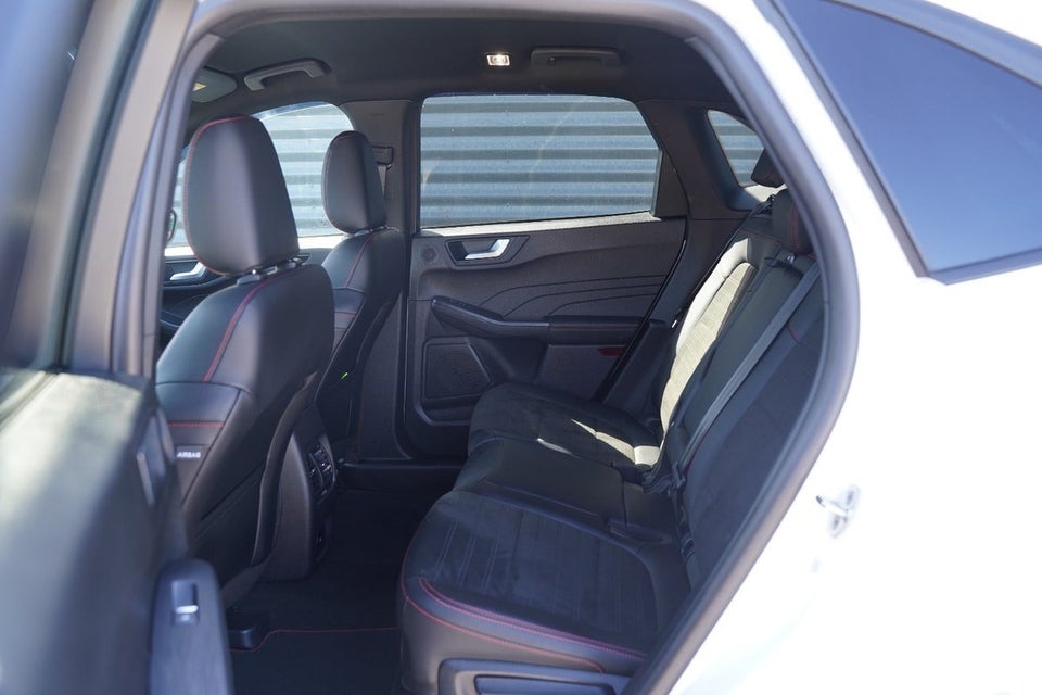 Ford Kuga 2,5 PHEV ST-Line X CVT 5d