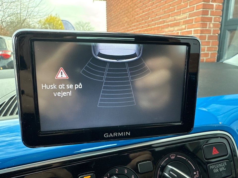 VW Up! 1,0 75 High Up! BMT 5d