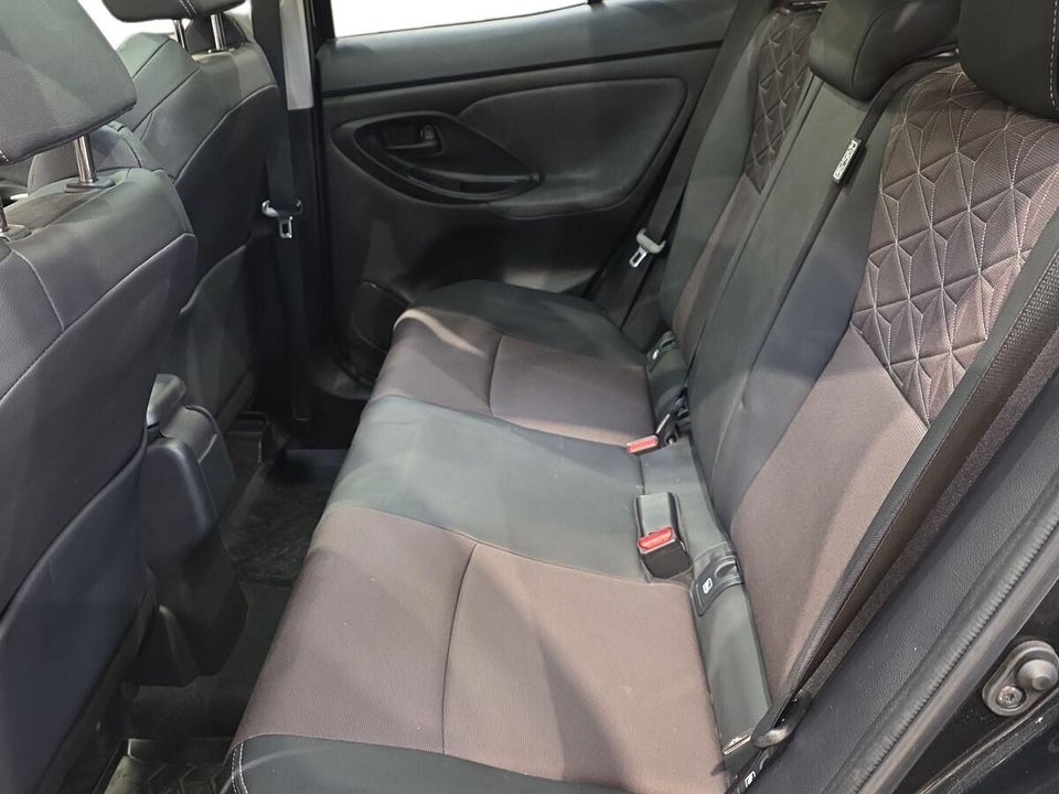 Toyota Yaris Cross 1,5 Hybrid Elegant e-CVT 5d