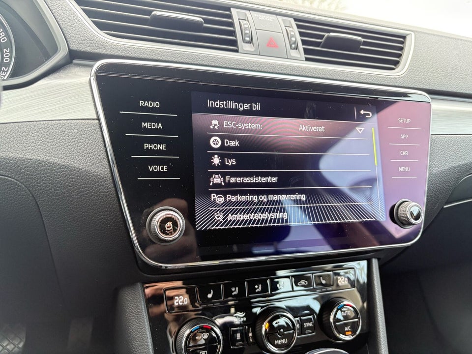 Skoda Superb 2,0 TDi 190 Style DSG 5d