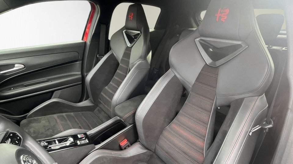 Alfa Romeo Junior Elettrica Speciale 5d