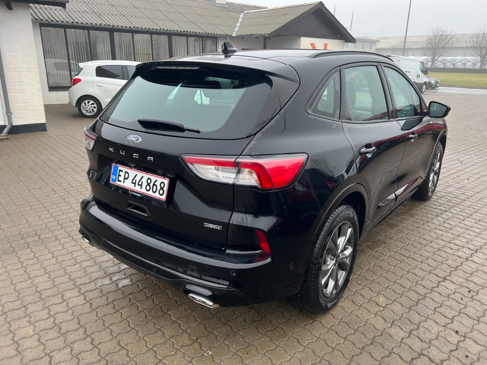 Ford Kuga 2,5 PHEV ST-Line CVT 5d