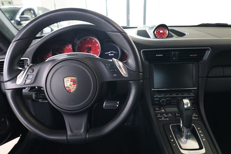 Porsche 911 Turbo 3,8 Coupé PDK 2d