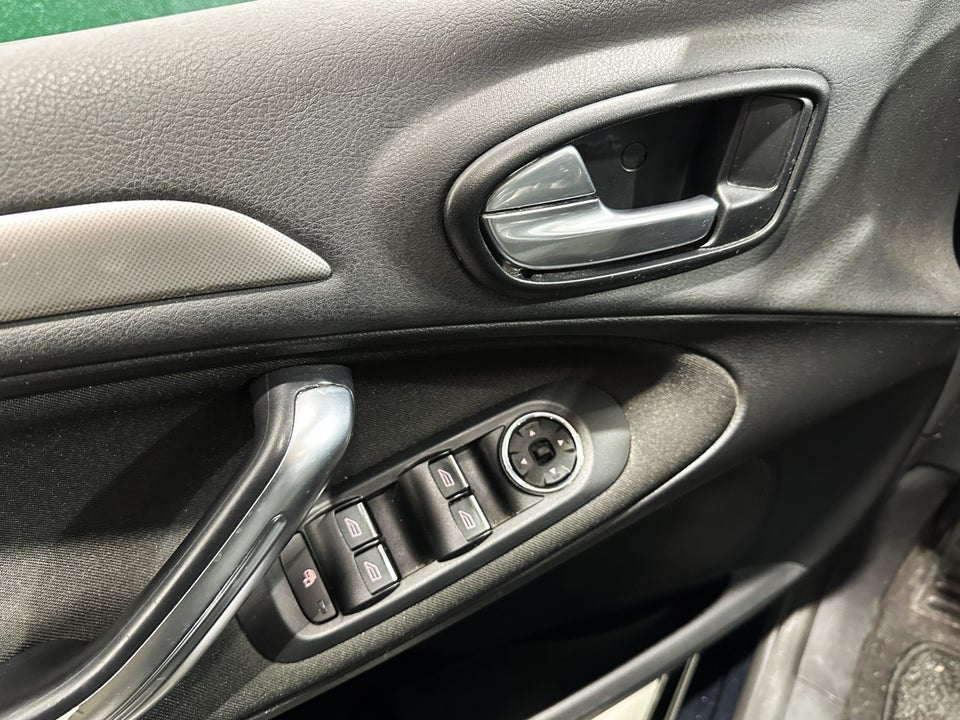 Ford S-MAX 2,0 TDCi 140 Trend 7prs 5d