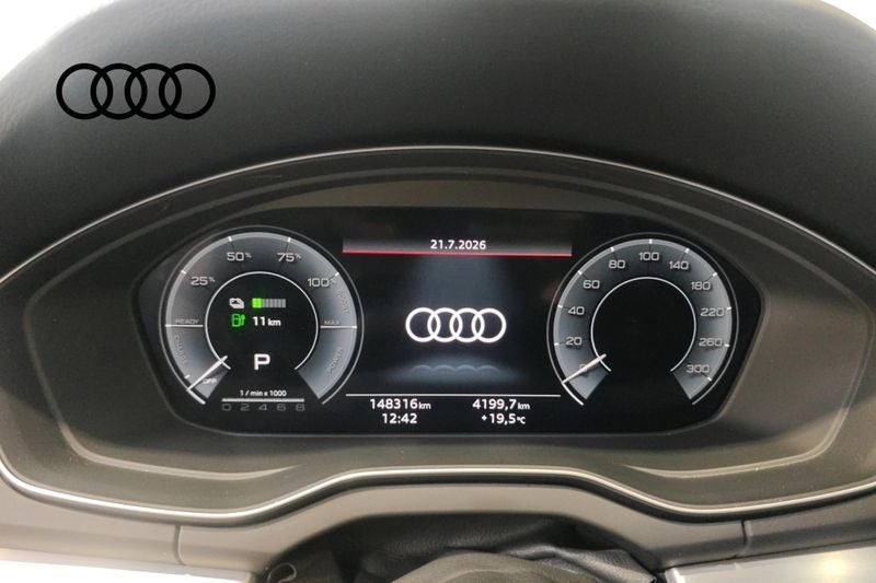 Audi Q5 50 TFSi e S-line quattro S-tr. 5d