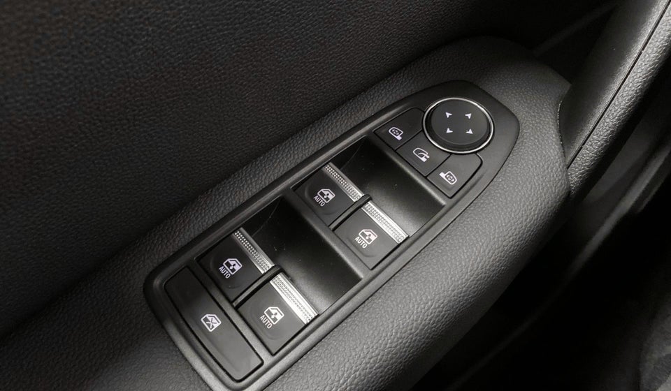 Renault Captur 1,6 E-Tech Intens 5d