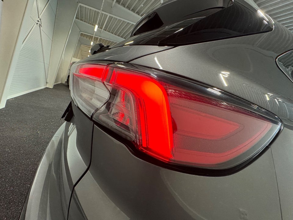 Ford Kuga 2,5 PHEV Vignale CVT 5d