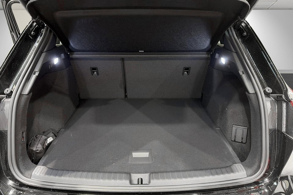 Audi Q4 e-tron performance 5d