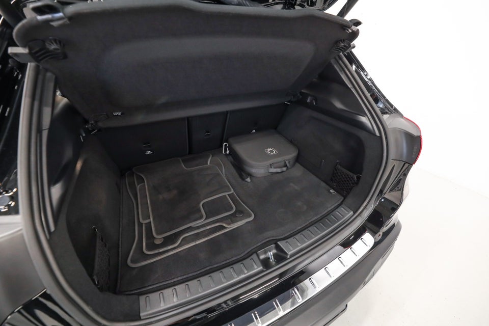 Mercedes EQA250+ AMG Advance 5d