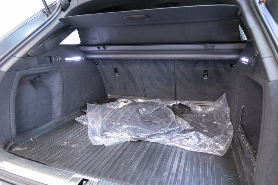 Audi A4 40 TFSi S-line Avant S-tr. 5d
