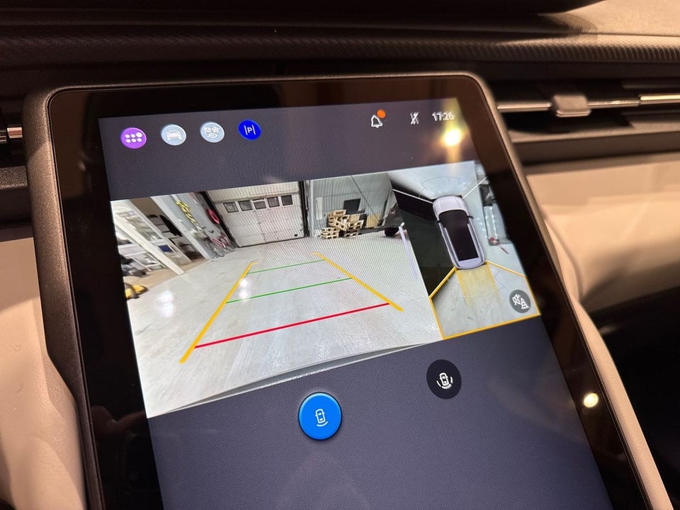 Ford Explorer 77 Premium Extended Range 5d