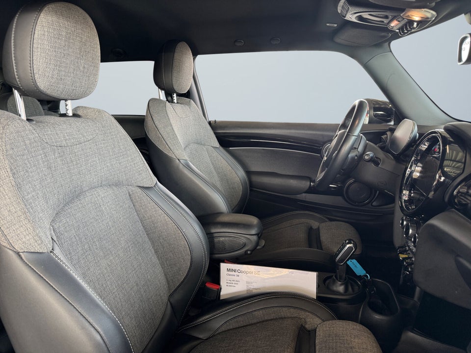 MINI Cooper SE Classic 3d