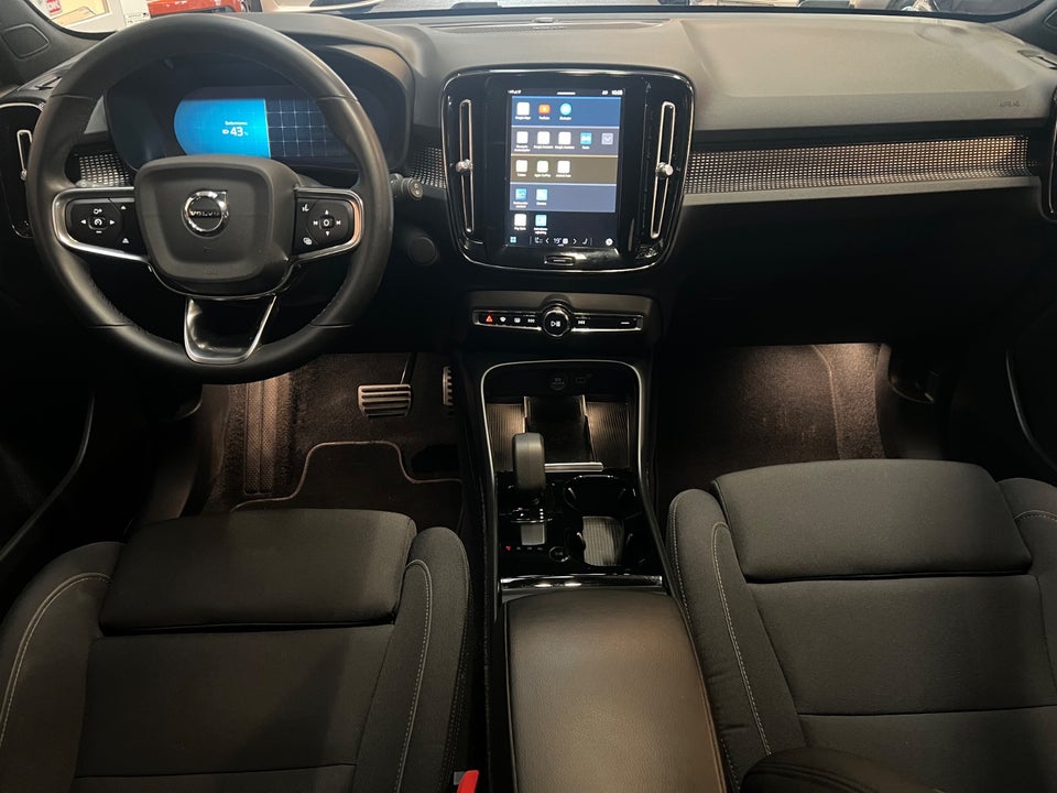 Volvo XC40 P8 ReCharge Twin Pro 5d