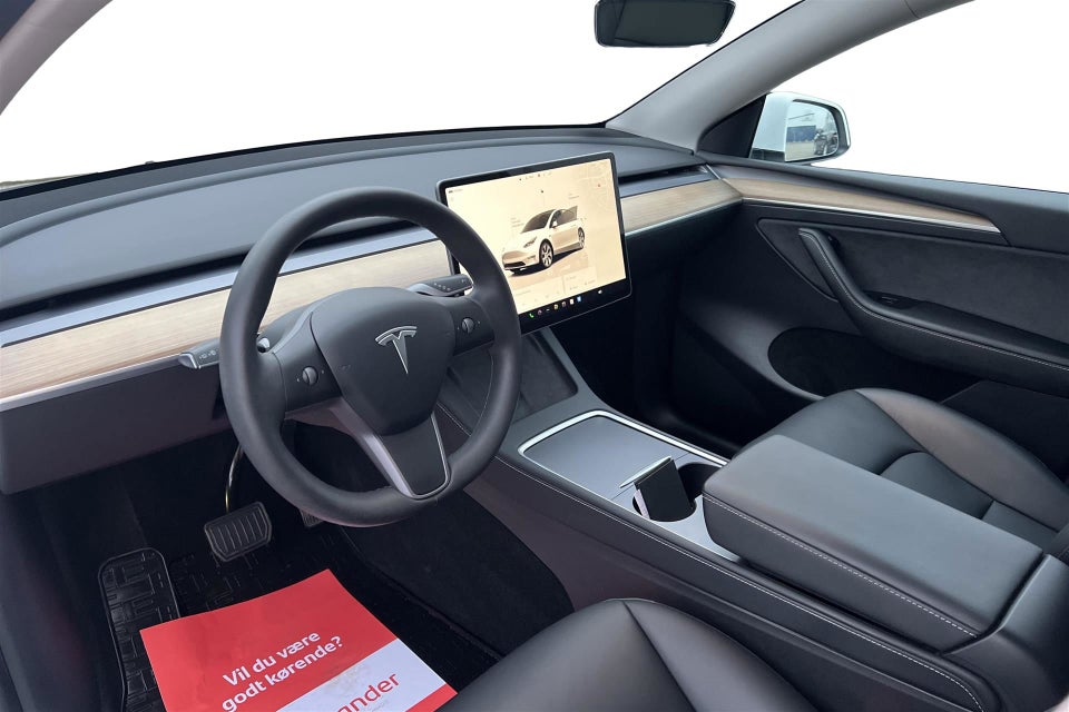 Tesla Model Y Long Range AWD 5d