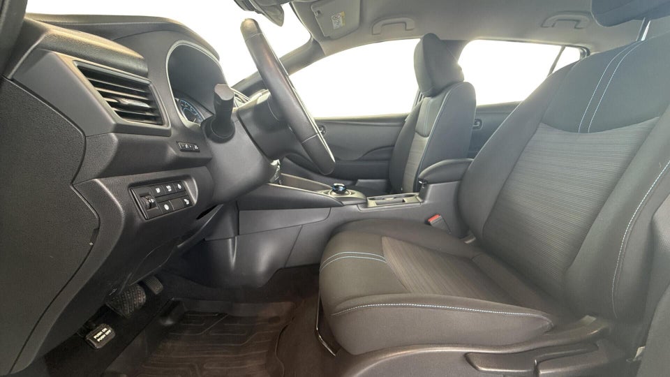 Nissan Leaf 39 Acenta 5d