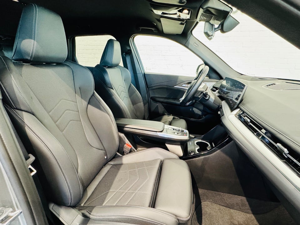 BMW iX1 xDrive30 Fully Charged M-Sport 5d