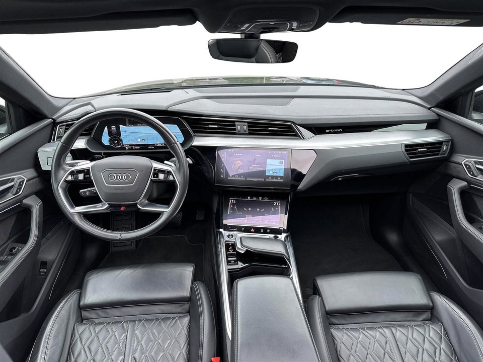 Audi e-tron 55 S-line Sportback quattro 5d