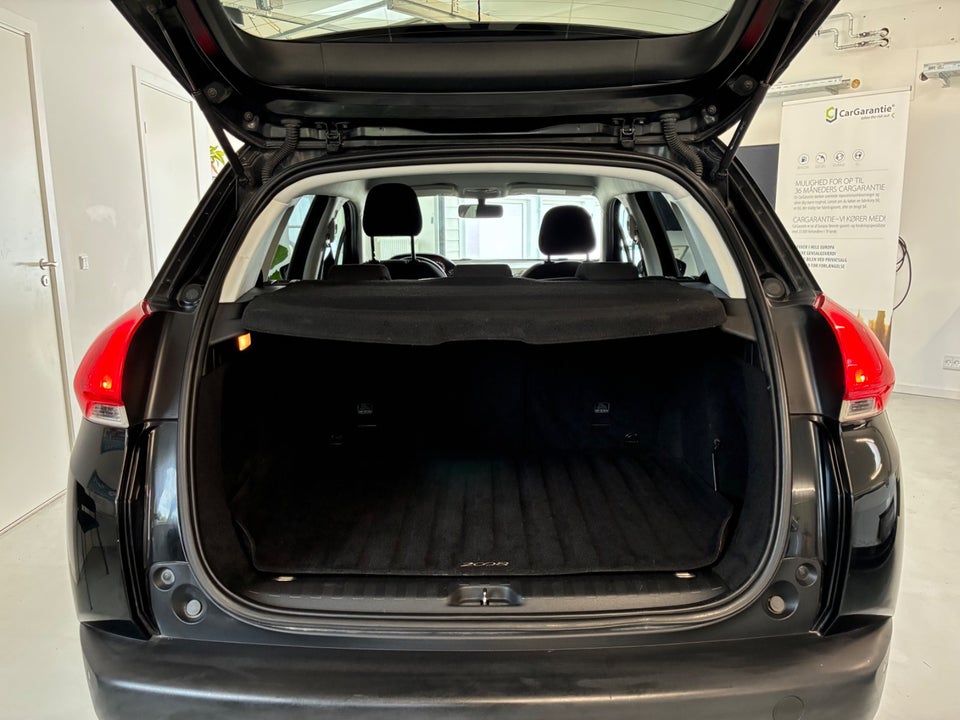 Peugeot 2008 1,2 e-THP 110 Style 5d