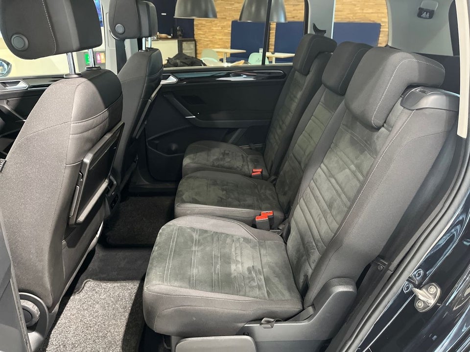 VW Touran 2,0 TDi 150 Highline DSG 5d