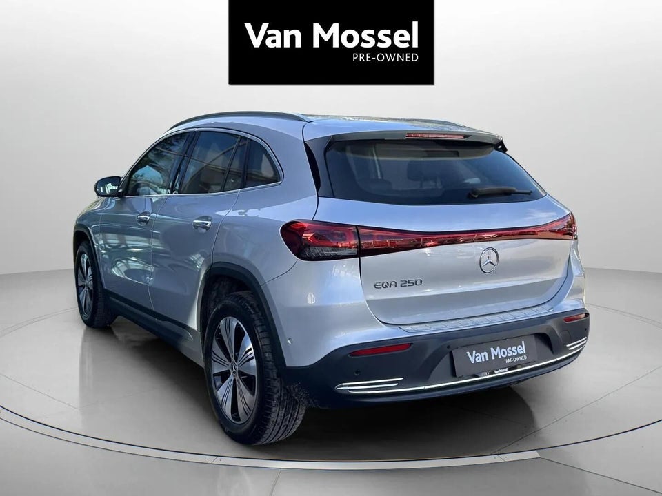 Mercedes EQA250 Progressive 5d