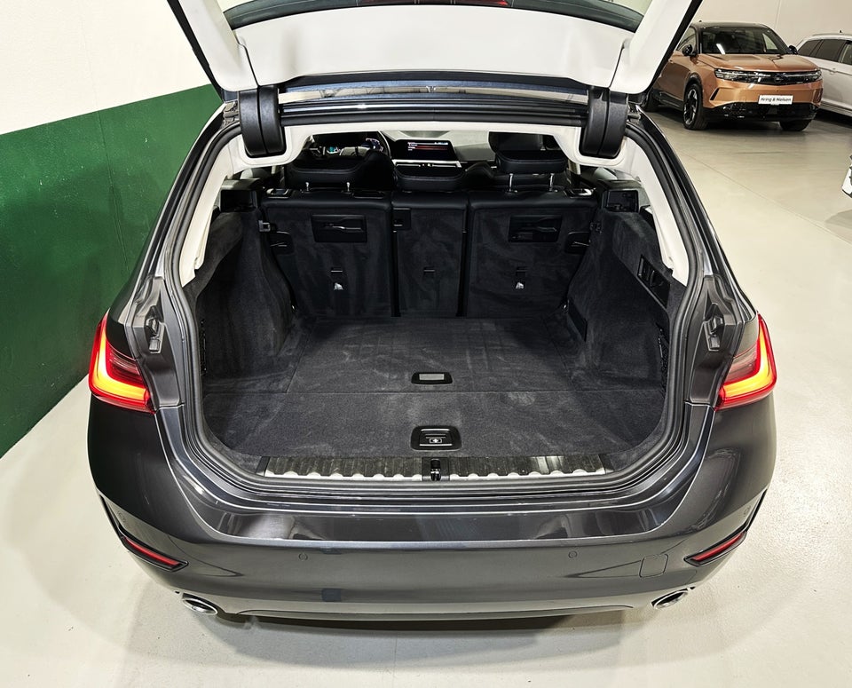 BMW 320d 2,0 Touring Sport Line aut. 5d