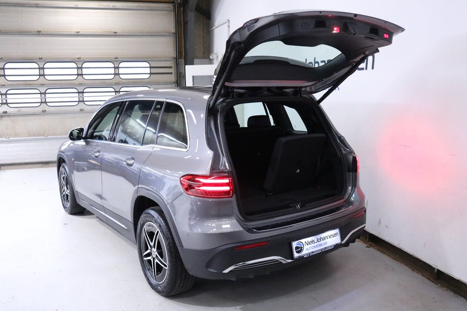 Mercedes EQB250+ AMG Line 7prs 5d