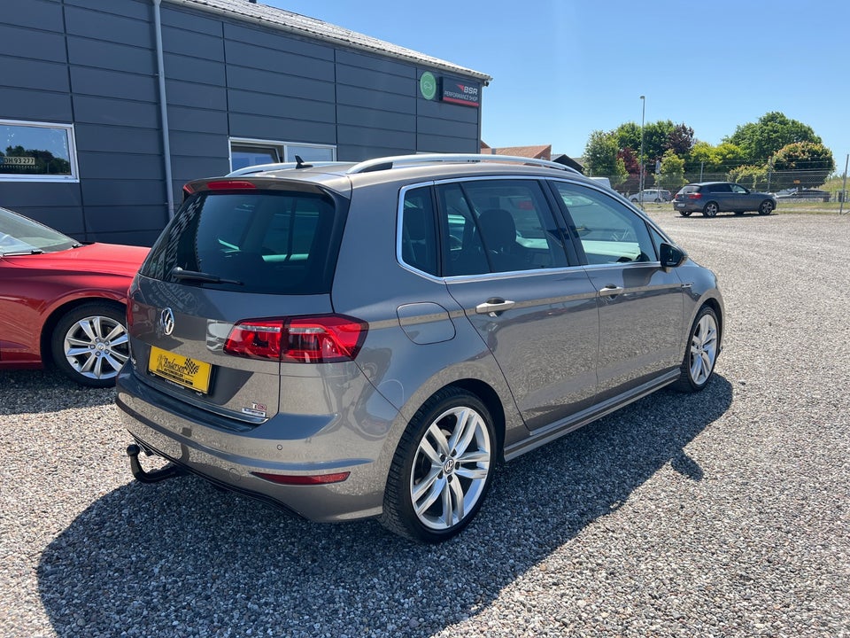 VW Golf Sportsvan 1,4 TSi 150 R-line DSG BMT 5d