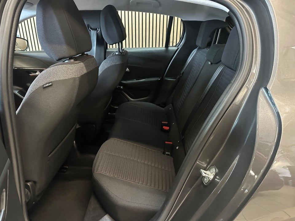 Peugeot 208 1,2 PureTech 100 Active 5d