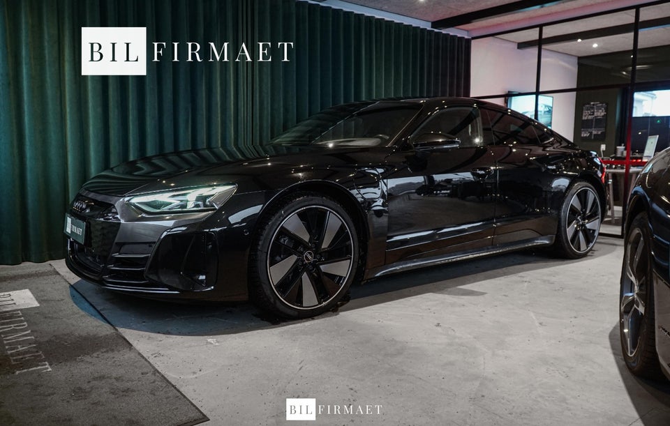 Audi e-tron GT quattro 4d