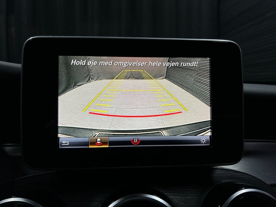 Mercedes C220 d 2,2 AMG Line stc. aut. 5d