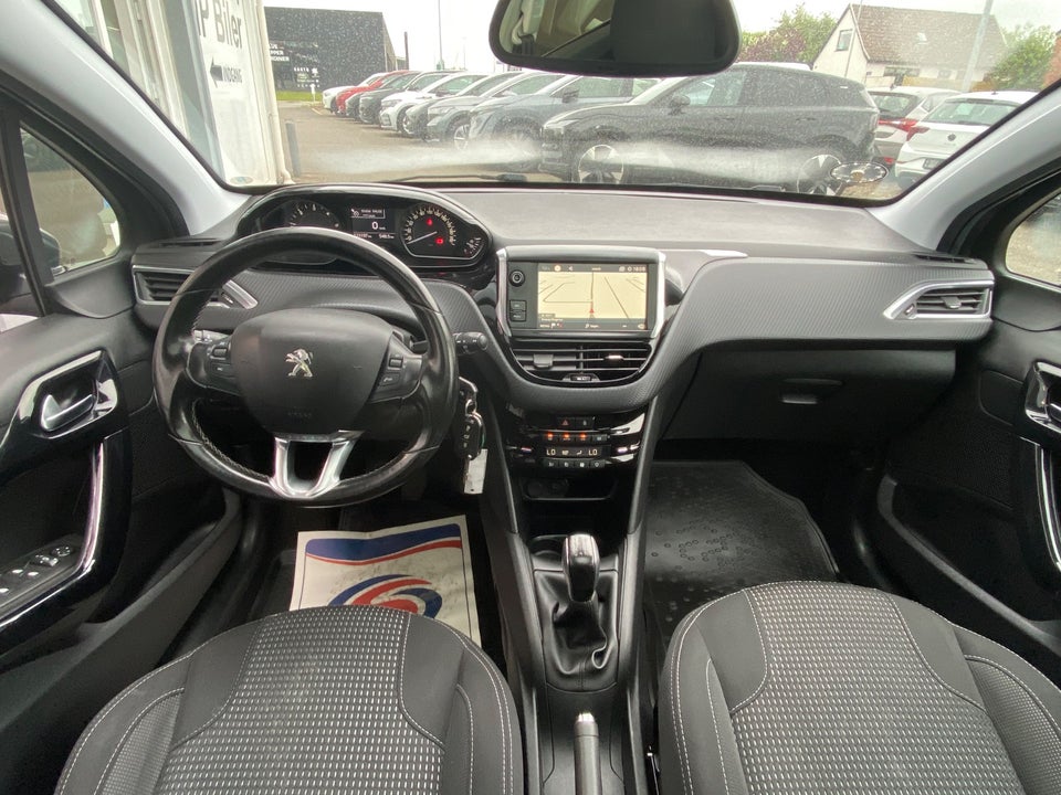 Peugeot 208 1,5 BlueHDi 100 Prestige Sky 5d