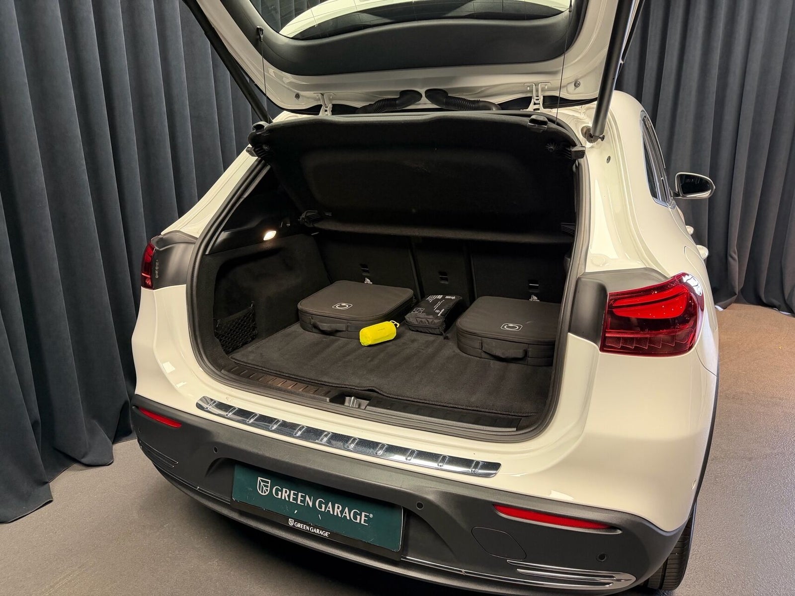Mercedes EQA250+ Progressive 5d