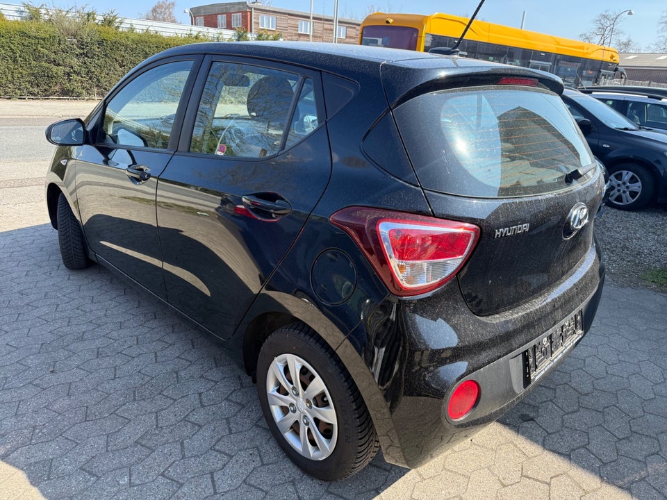 Hyundai i10 1,0 Touch 5d