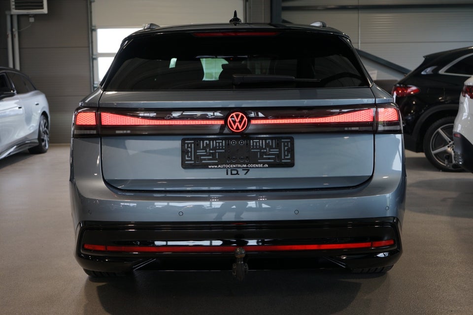 VW ID.7 86 Style S Tourer 5d