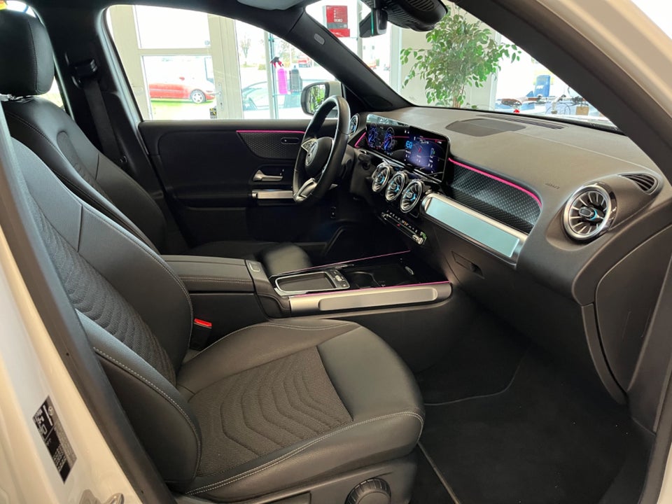 Mercedes EQB300 Progressive Advance 4Matic 5d