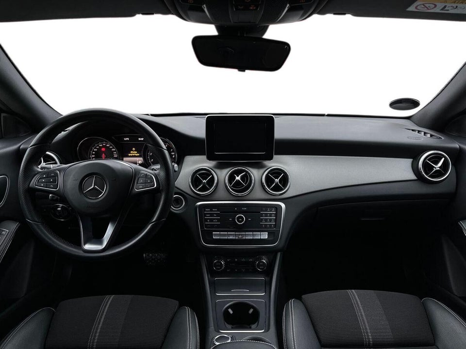 Mercedes CLA200 1,6 Shooting Brake aut. 5d