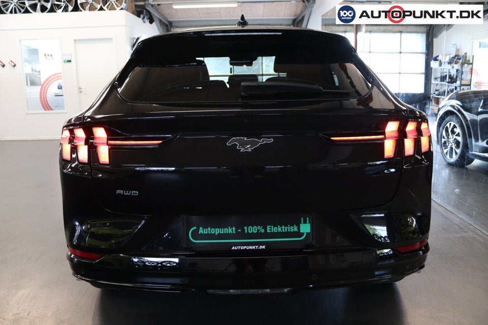 Ford Mustang Mach-E 91 Premium Extended Range AWD 5d