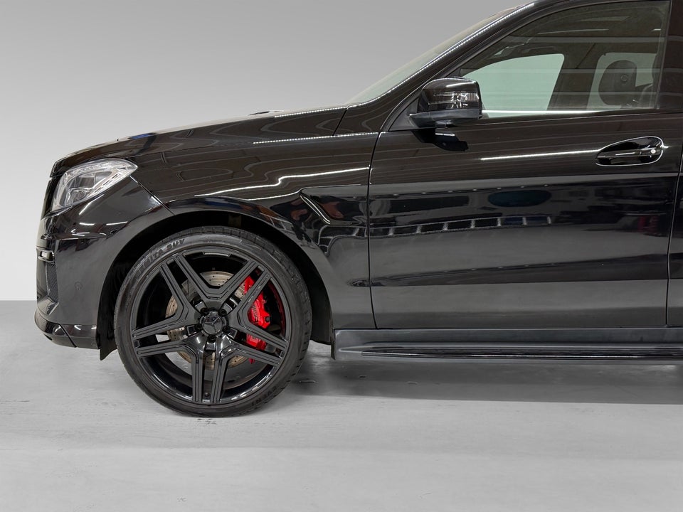 Mercedes ML63 5,5 AMG Performance aut. Van 5d