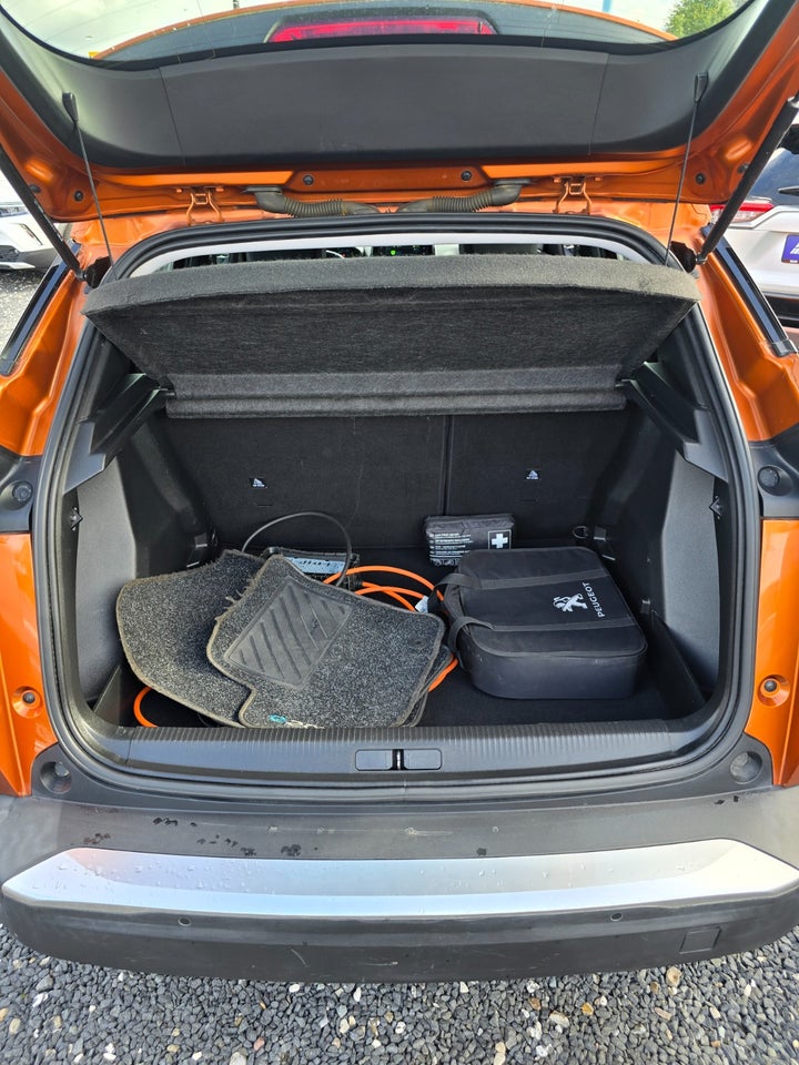 Peugeot e-2008 50 Active 5d