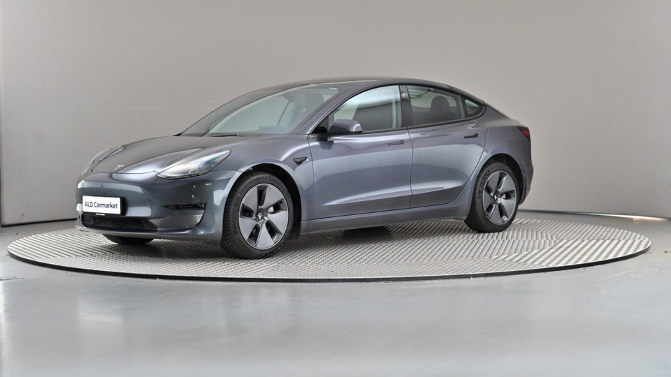 Tesla Model 3 Long Range AWD 4d