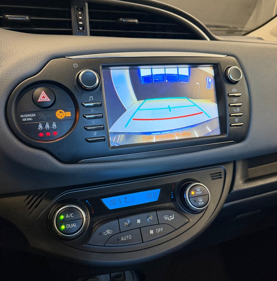 Toyota Yaris 1,5 Hybrid H2 Premium e-CVT 5d