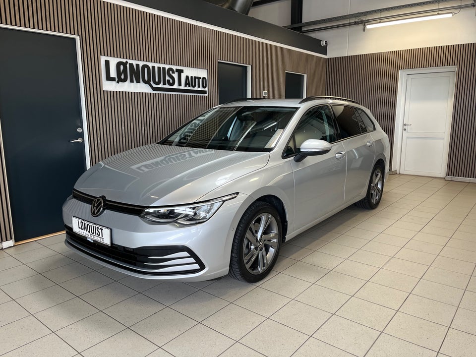 VW Golf VIII 1,5 eTSi 130 Life Variant DSG 5d