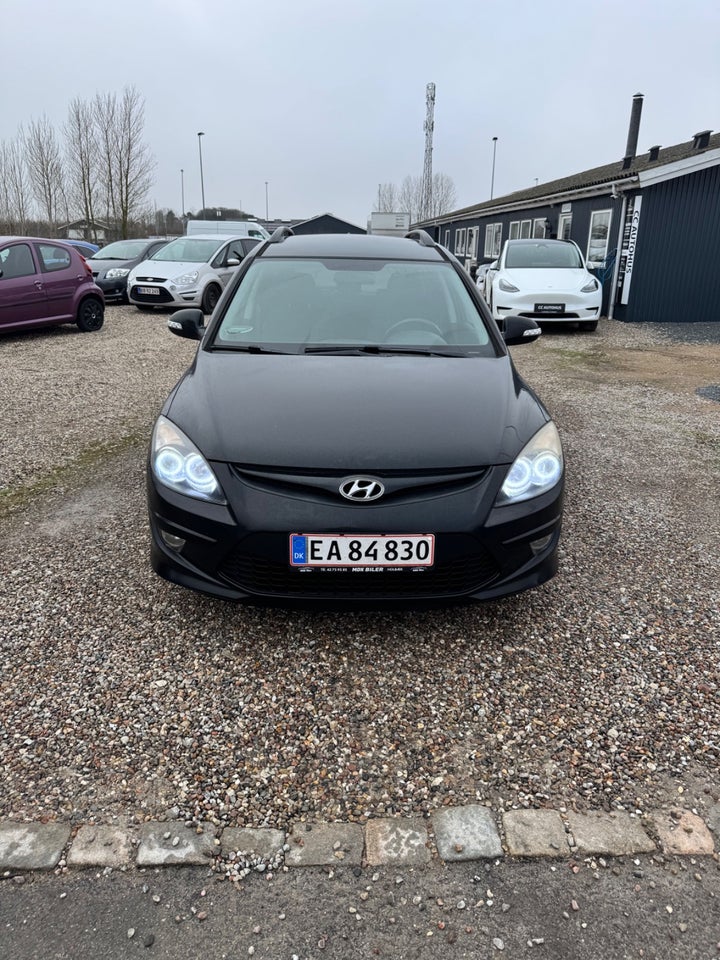 Hyundai i30 1,4 CRDi 90 Comfort CW 5d
