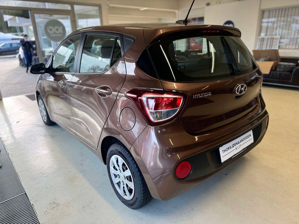 Hyundai i10 1,0 Touch 5d