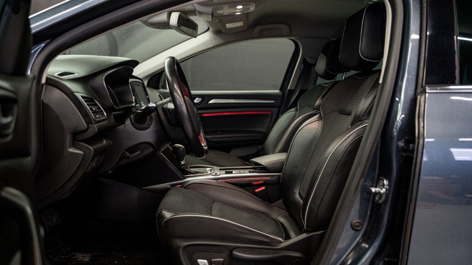 Renault Megane IV 1,2 TCe 130 Bose Edition Sport Tourer EDC 5d