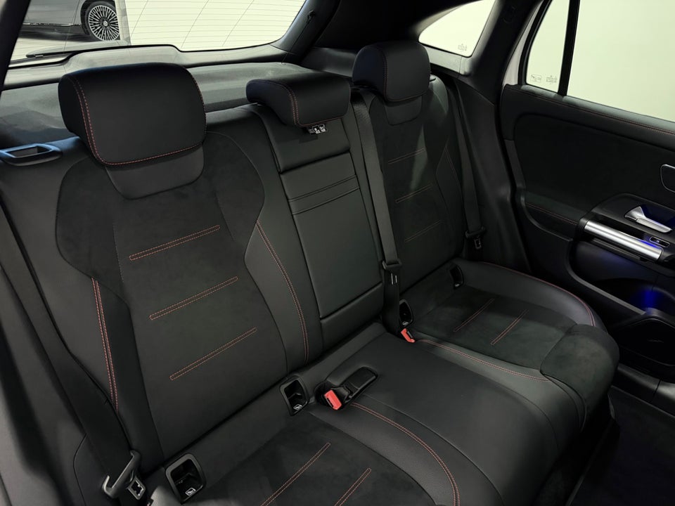 Mercedes EQA350 AMG Line 4Matic 5d