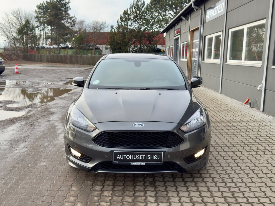 Ford Focus 1,0 SCTi 125 ST-Line 5d