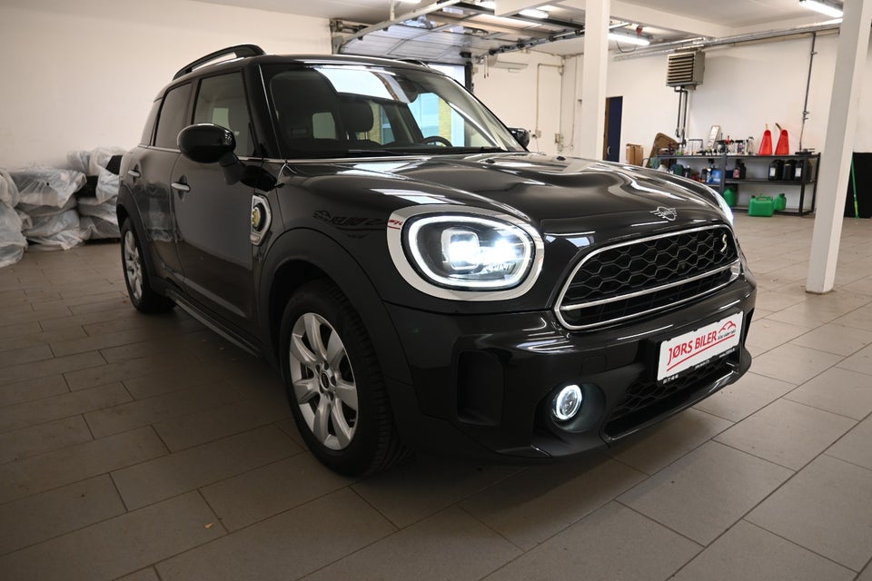 MINI Countryman Cooper SE 1,5 Essential aut. ALL4 5d