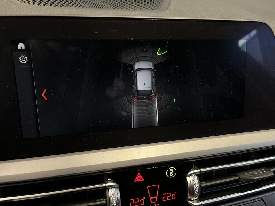 BMW 320d 2,0 Touring Connected aut. 5d