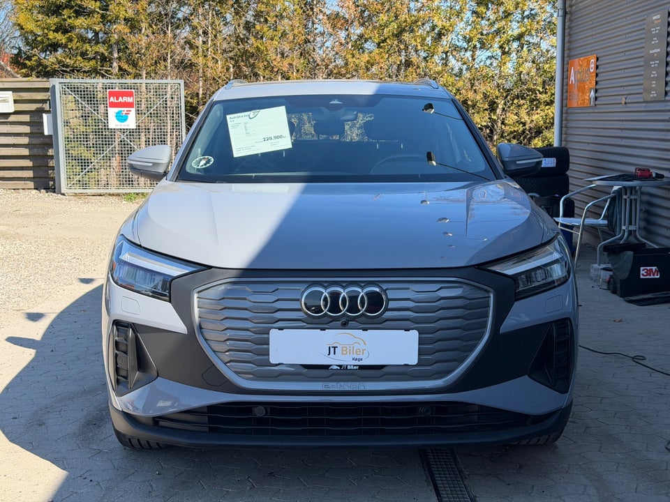 Audi Q4 e-tron 40  5d